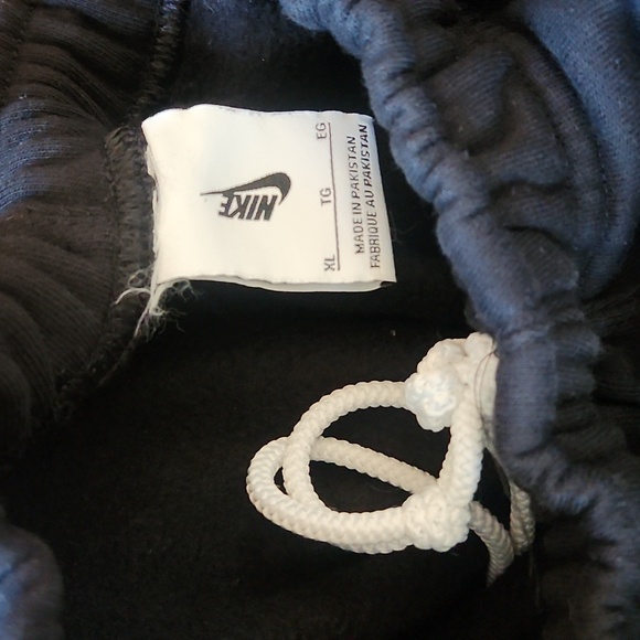 Nike Sweatpants size XL - Picture 3 of 5